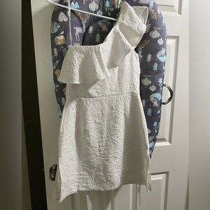 Lilly Pulitzer kipton romper size 2